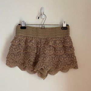 Rewind crochet shorts Medium